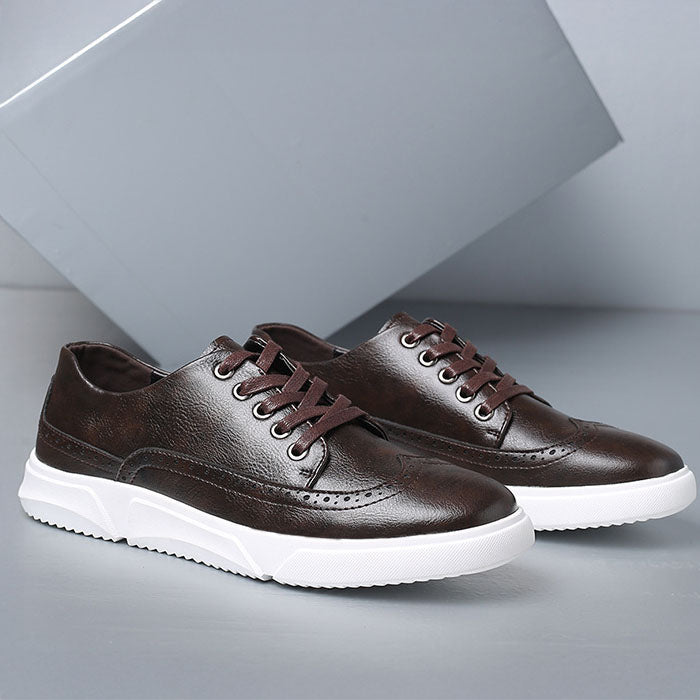 Baskets à détails richelieu Adrián