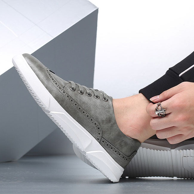 Baskets à détails richelieu Adrián