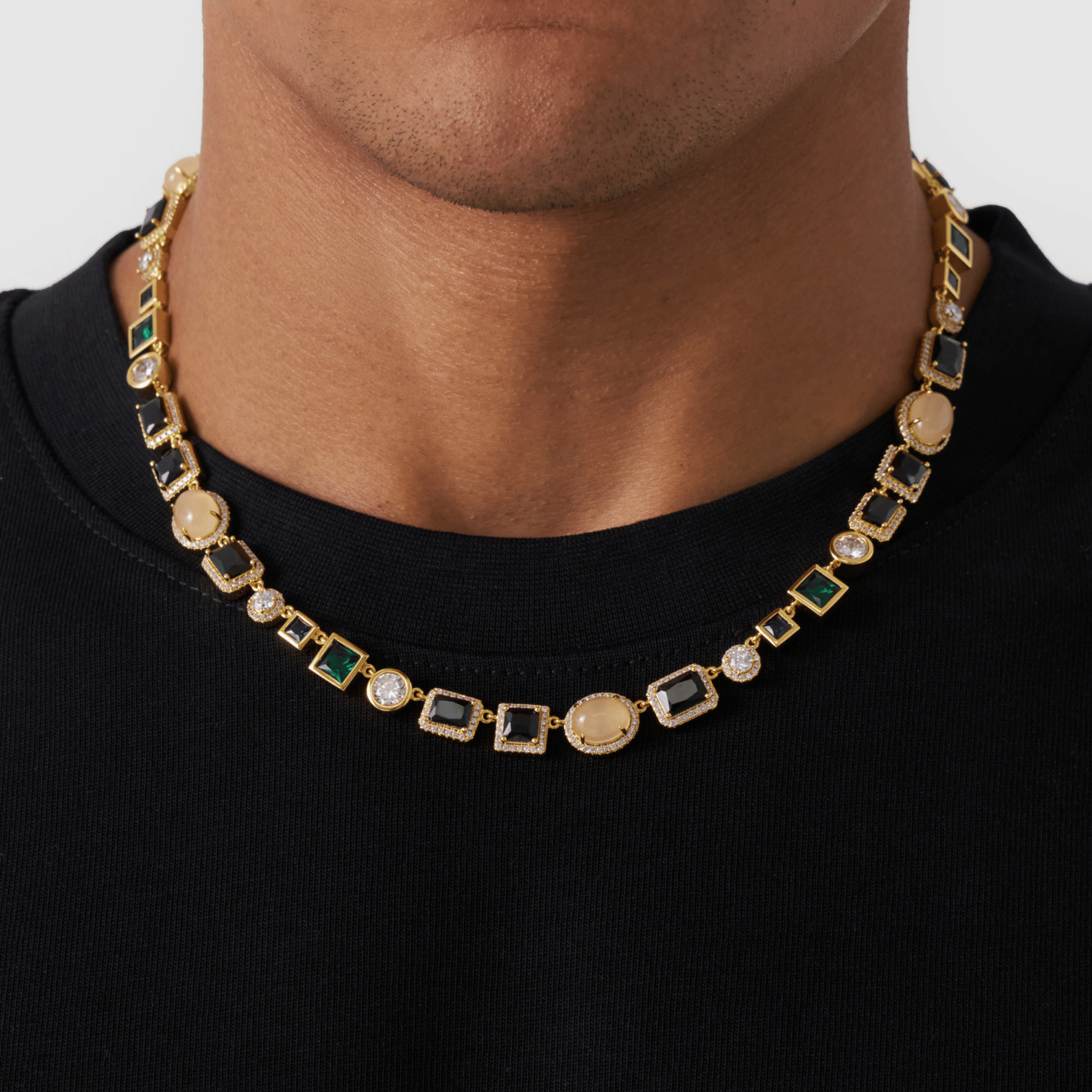 Onyx_-_Gold_-_Gemstone_-_Necklace_-_Front.png