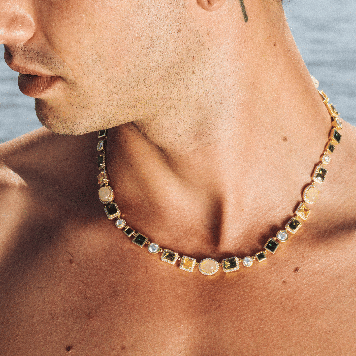 Collier en pierre précieuse émeraude (or)